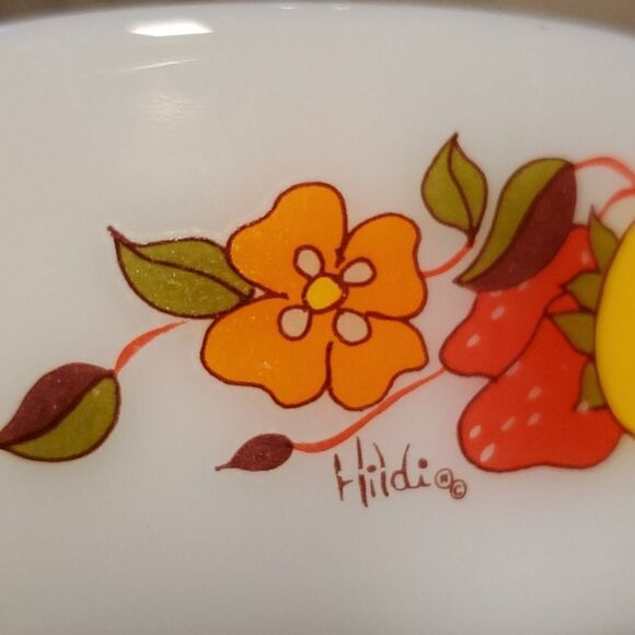 Set of 2 Vintage Milkglass Oven Wear Set - Picture 5 of 8